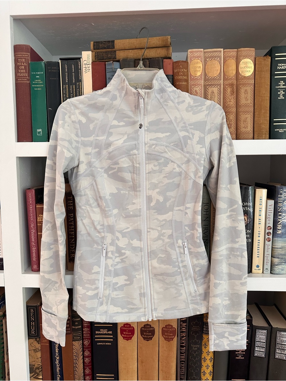 Lululemon athletica Define Luon Light Gray Camouflage Zip-Up Jacket - Women